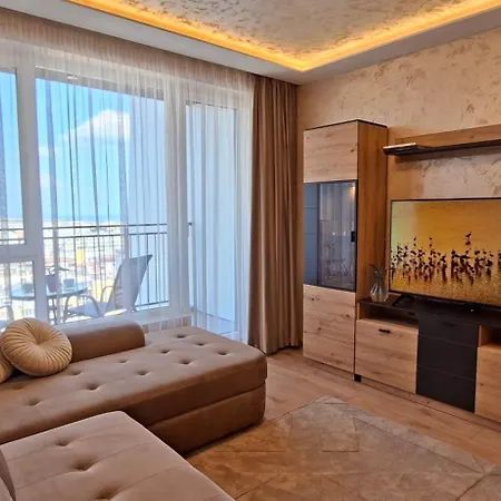 Arena Izgrev Luxury - Sea View, Skyline, Free Parking Apartment Burgas City