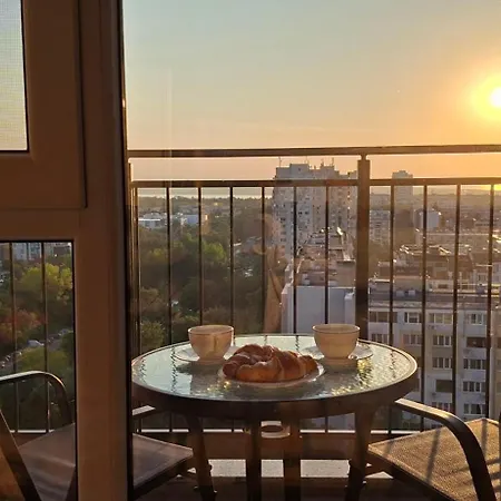Arena Izgrev Luxury - Sea View, Skyline, Free Parking * Burgas City